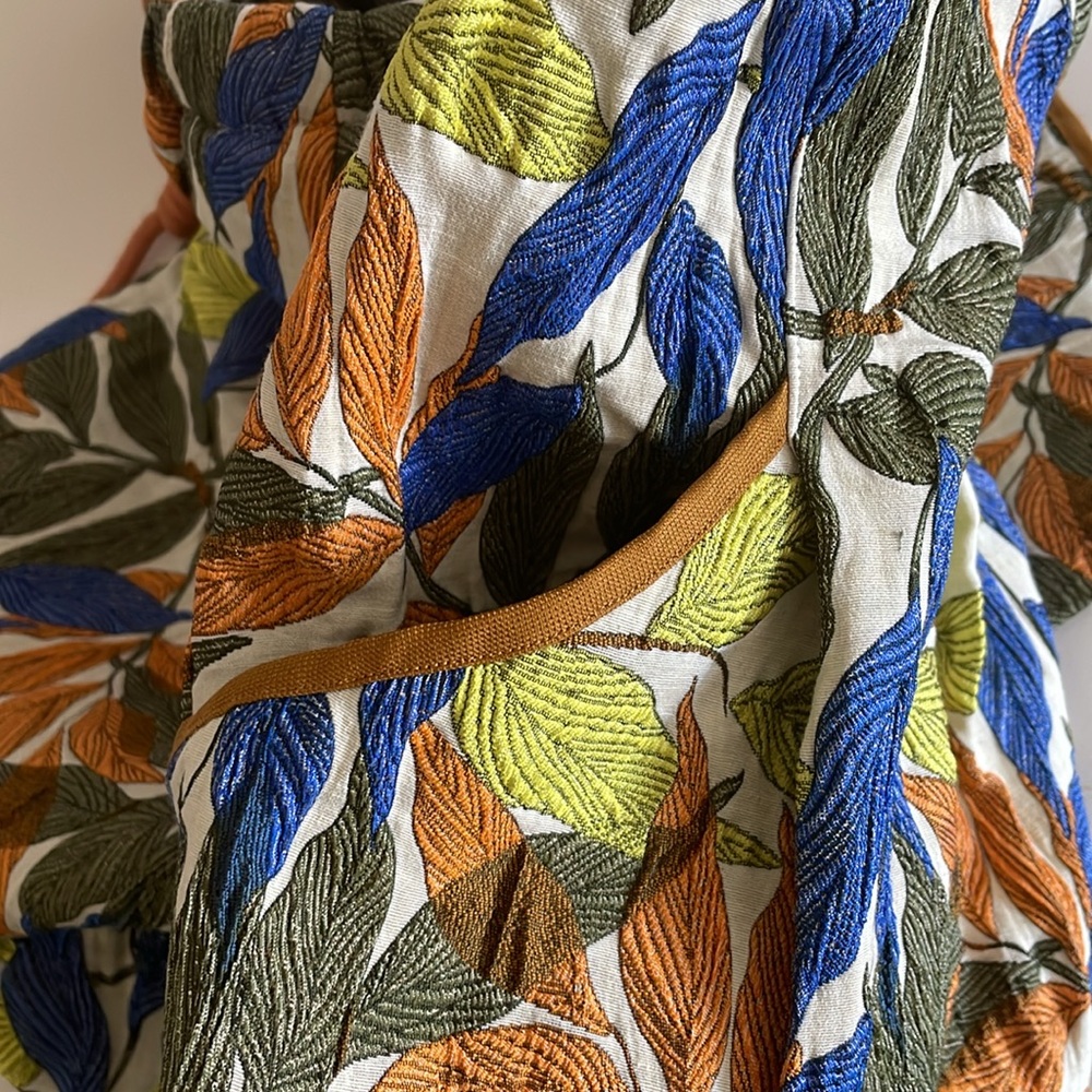 Love Binetti Walk On By Embroidered Leaf Print Boho Crop Tapered Pants size S - Picture 12 of 12